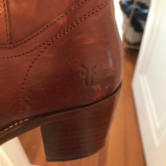 Knee length brown leather Frye boots - Picture 5 of 10